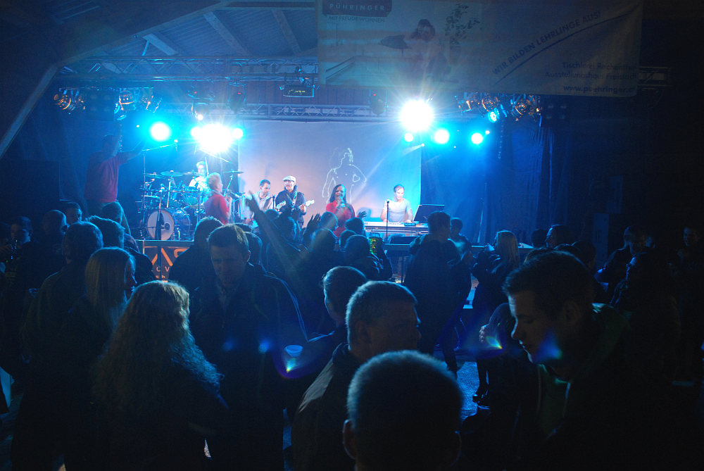 Coverband Flash auf der Energy Night in Miesenbach / Reichenthal